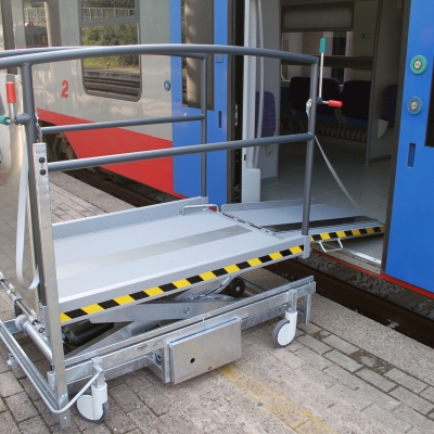 LP11 Mobile Platform Lift