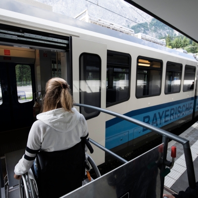 LP11 Mobile Platform Lift