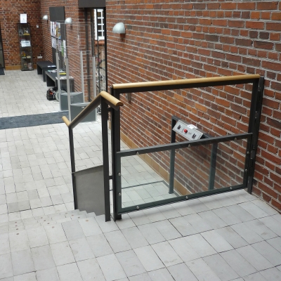LP50 Platform Lift
