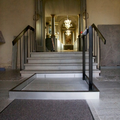 LP50H Platform Lift