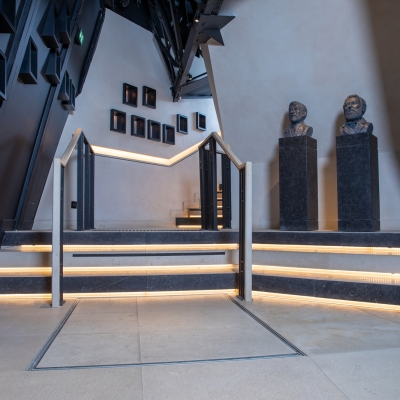 LP50H Platform Lift