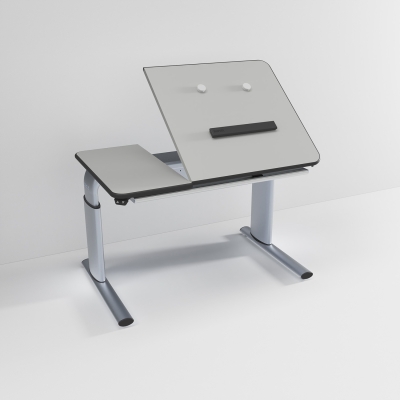 Ropox Vision Table – Tilting Desks