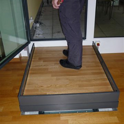 SLP Model D Platform Lift