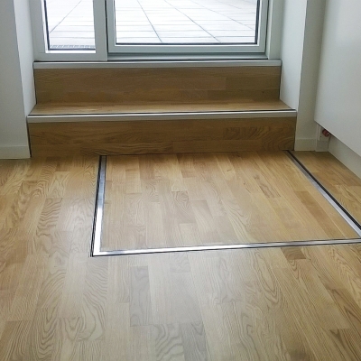 SLP Model D Platform Lift