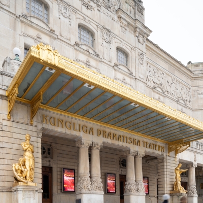 SLP Model E Platform Lift