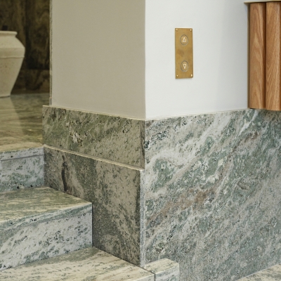 SLP Model F Platform Lift