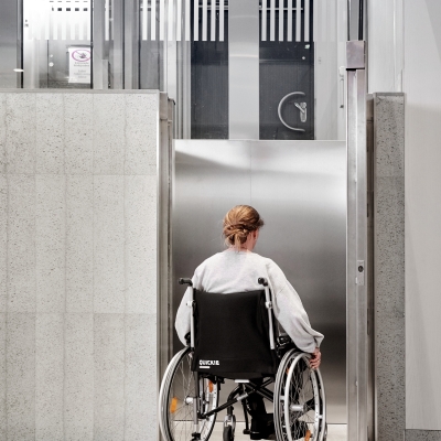 SLP Model G Platform Lift