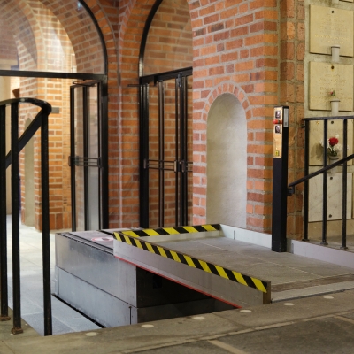 SLP Model H Platform Lift