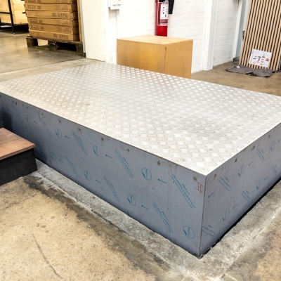 SLP Model L Platform Lift