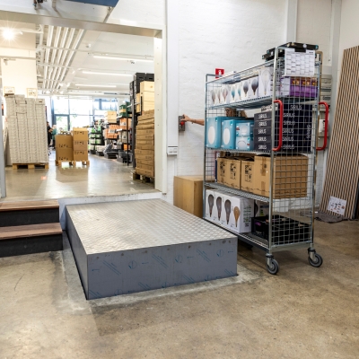 SLP Model L Platform Lift