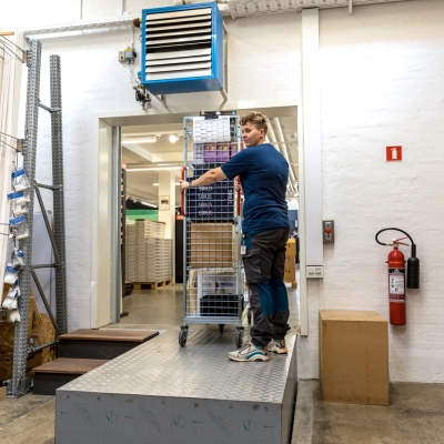 SLP Model L Platform Lift