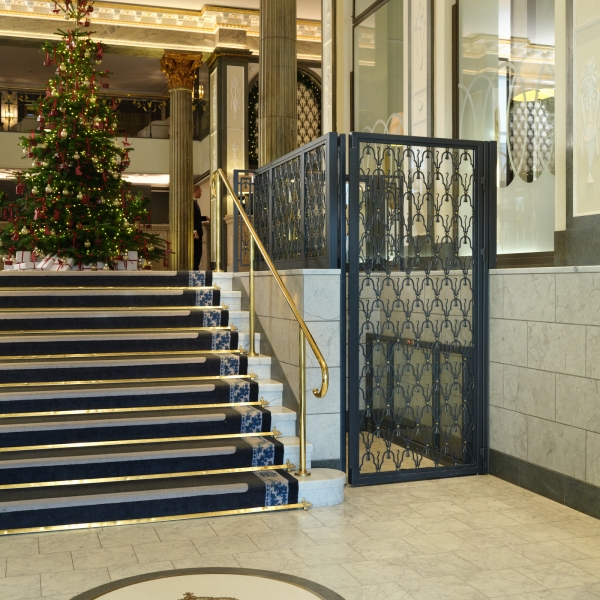 SLP Model G Platform Lift