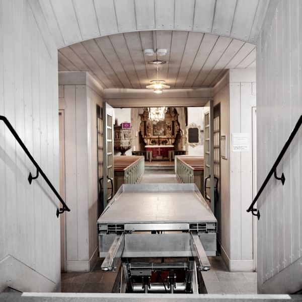 SLP Model H Platform Lift